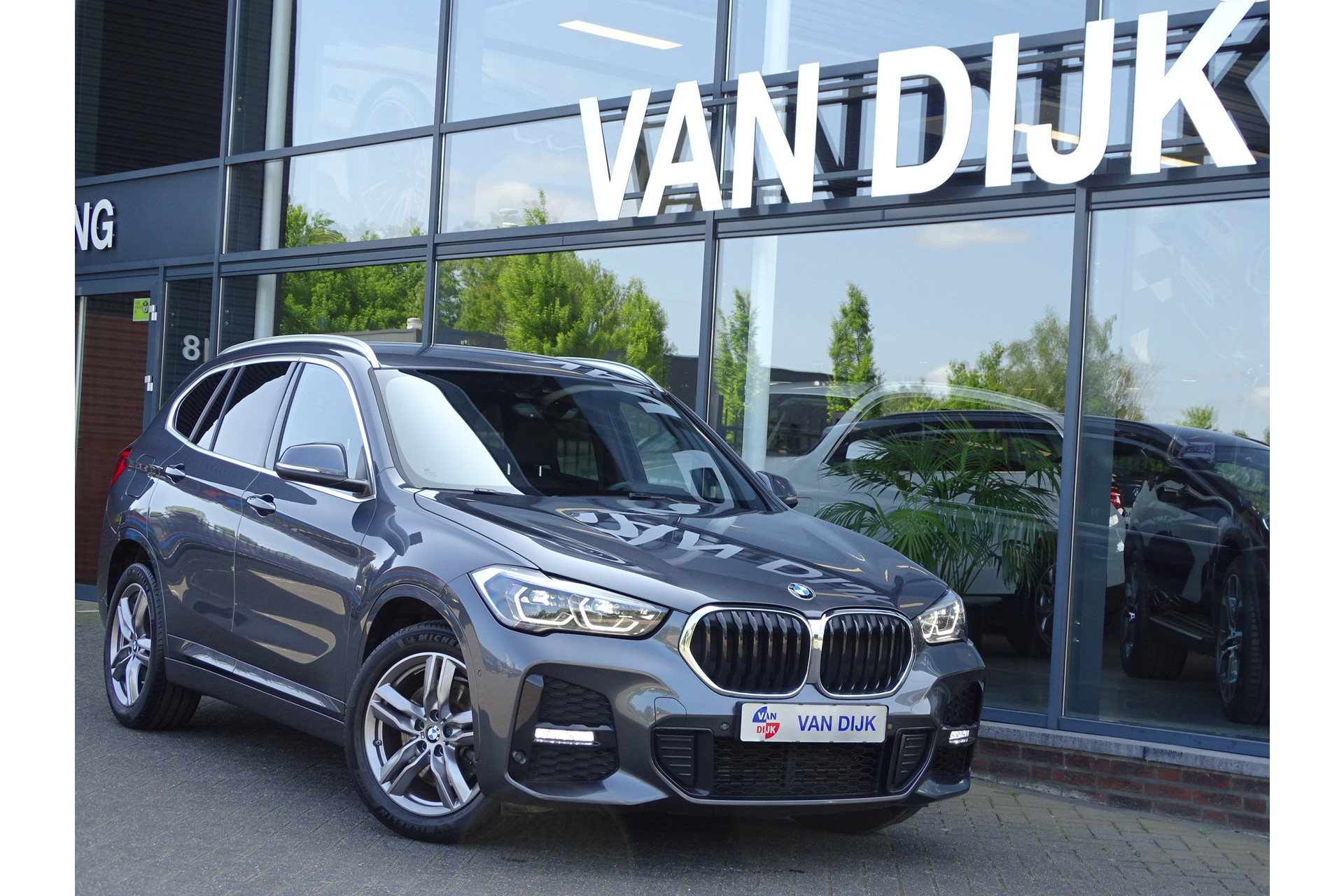 BMW X1 xDrive25e Exe. M Sportpakket Afn.Trekhaak ADA.LED DAB Nav. Lendesteun 18"LM Velgen